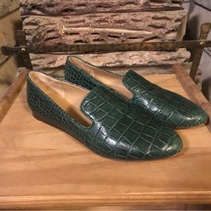 Veronica Beard green Griffin crocodile embossed preppy flats loafers leather
